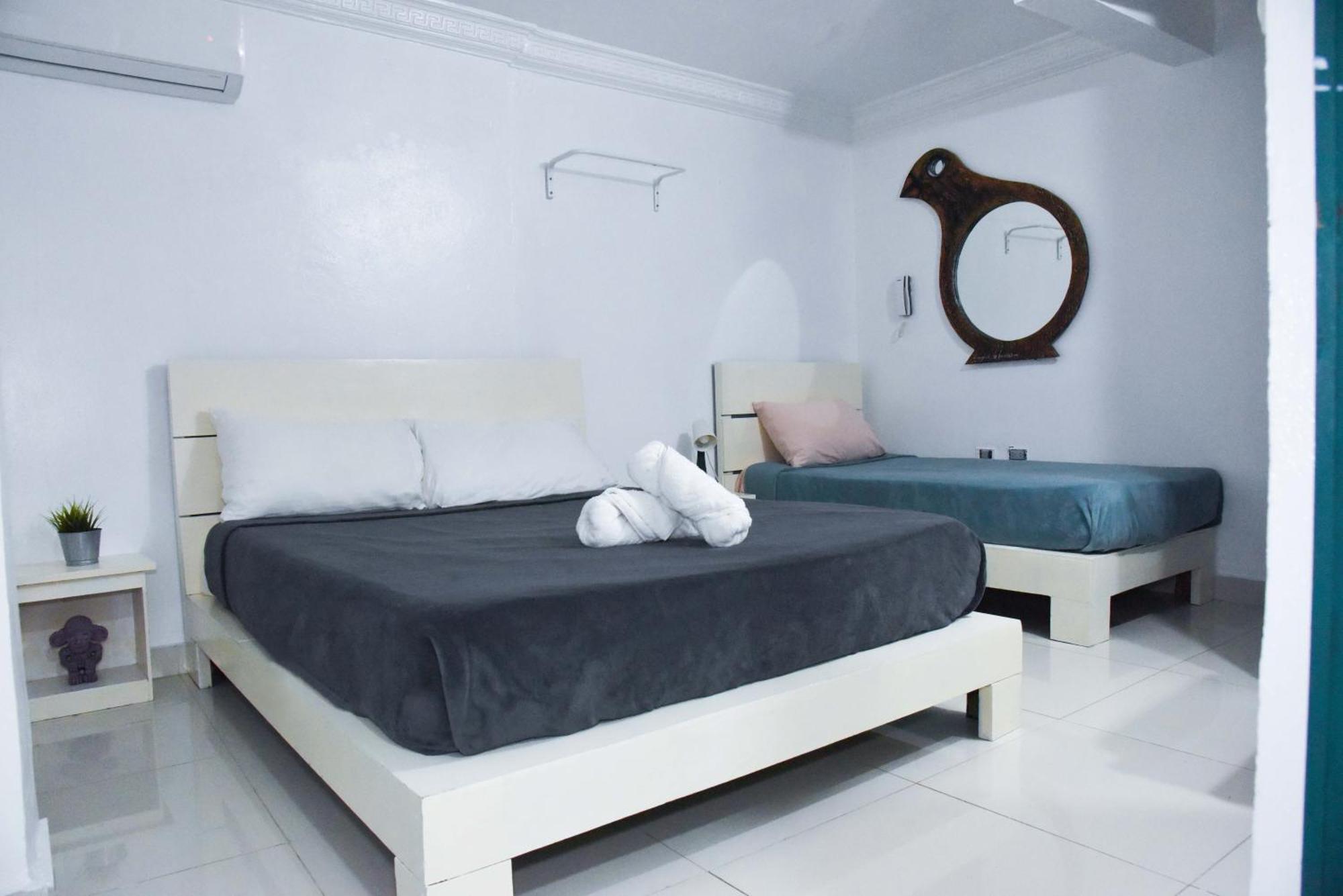 Hostel Gato Colonial Santo Domingo Exterior photo